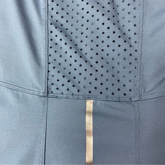 MTA Sport Shirt Blue Reflection Short Sleeves Woman’s Size Large - Picture 6 of 7